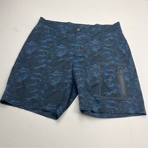 Mack Weldon Men Size 35 / 36 Blue Camouflage Shorts Polyester Athleisure Outdoor